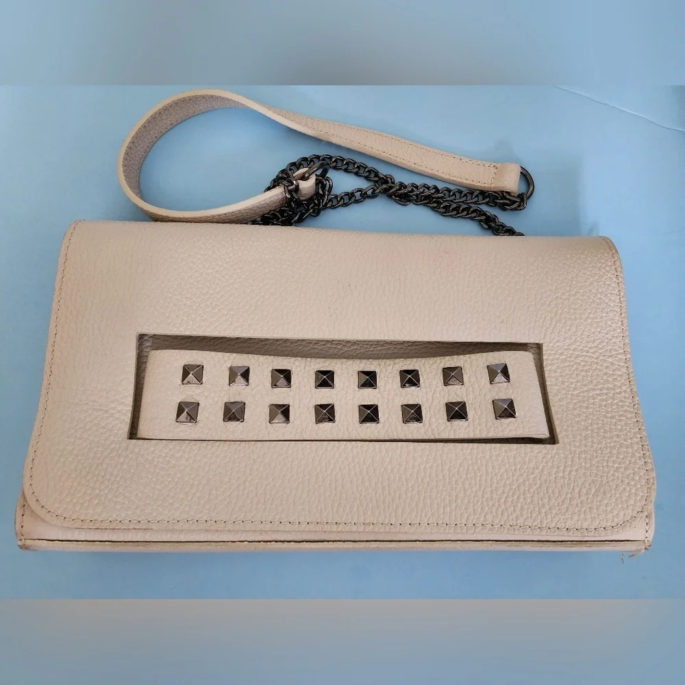 NWOT Revolve House of Harlow 1960‎ Cream White Leather Stud Clutch Crossbody Bag